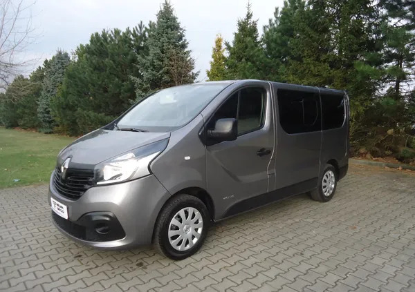 renault trafic śląskie Renault Trafic cena 65900 przebieg: 207000, rok produkcji 2015 z Władysławowo